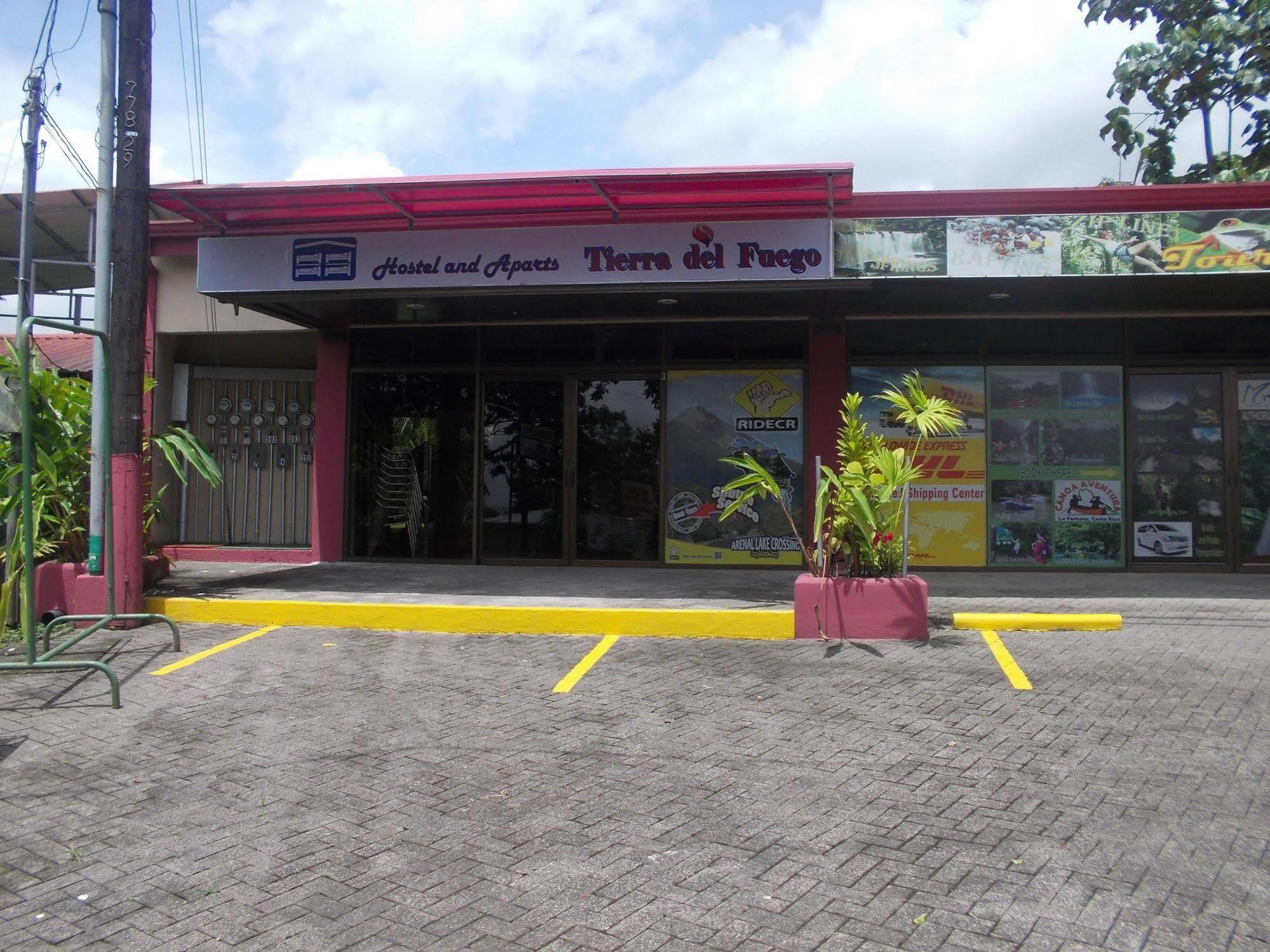 Hotel Tierra Del Fuego La Fortuna Esterno foto