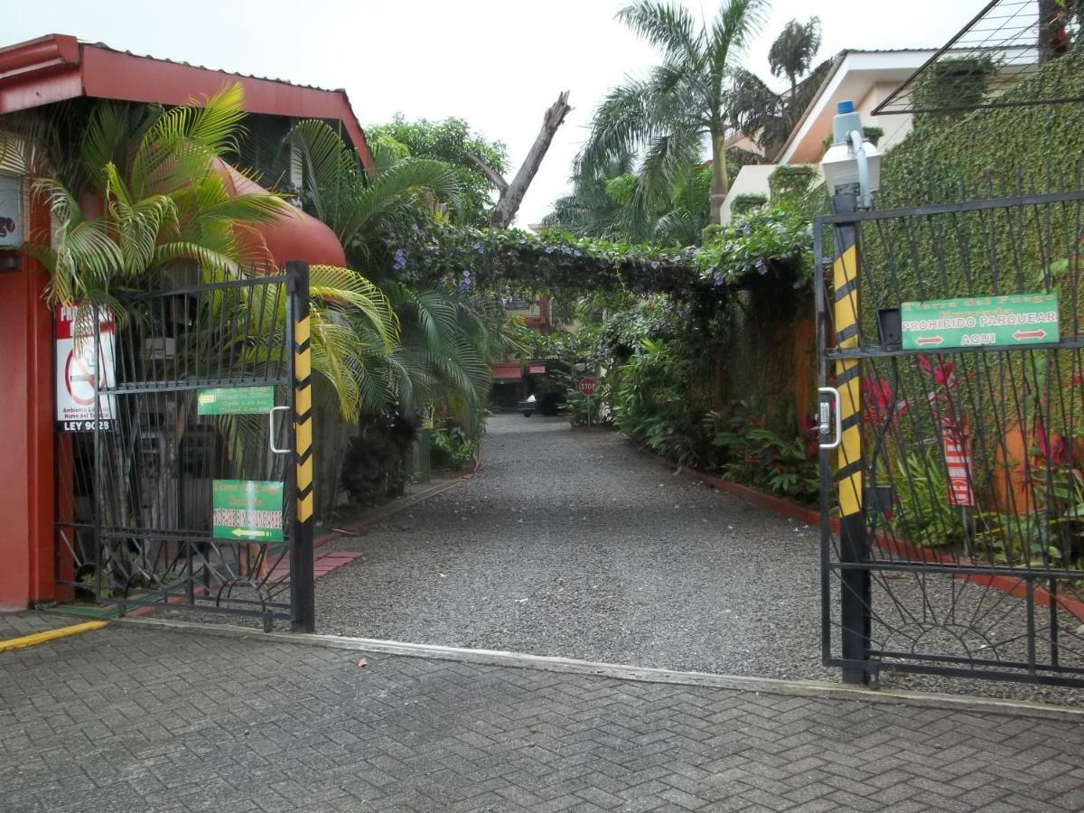 Hotel Tierra Del Fuego La Fortuna Esterno foto